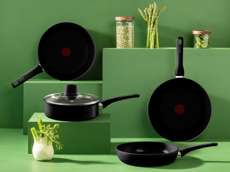 Tefal Renew Black Koekenpan 24 cm Zwart